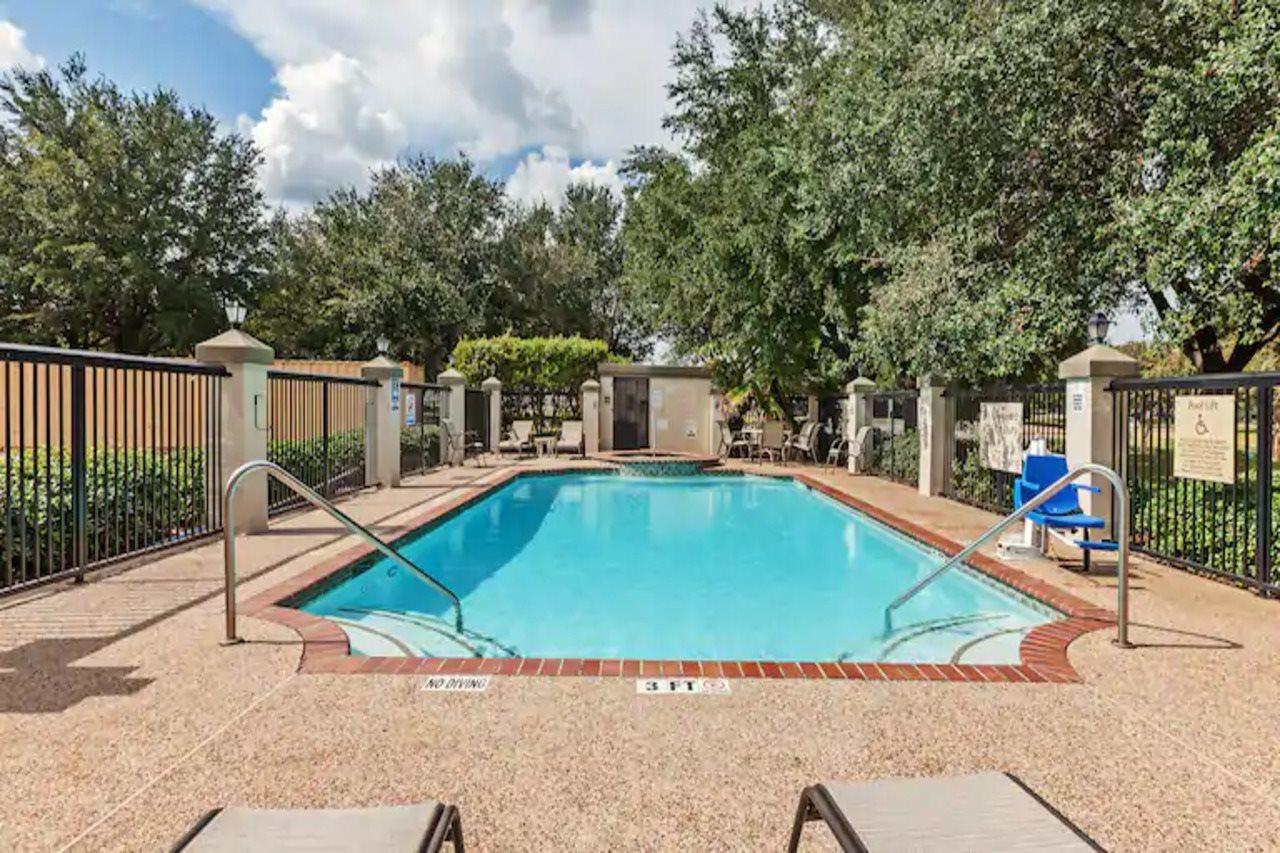 Hampton Inn & Suites Houston-Westchase Екстер'єр фото