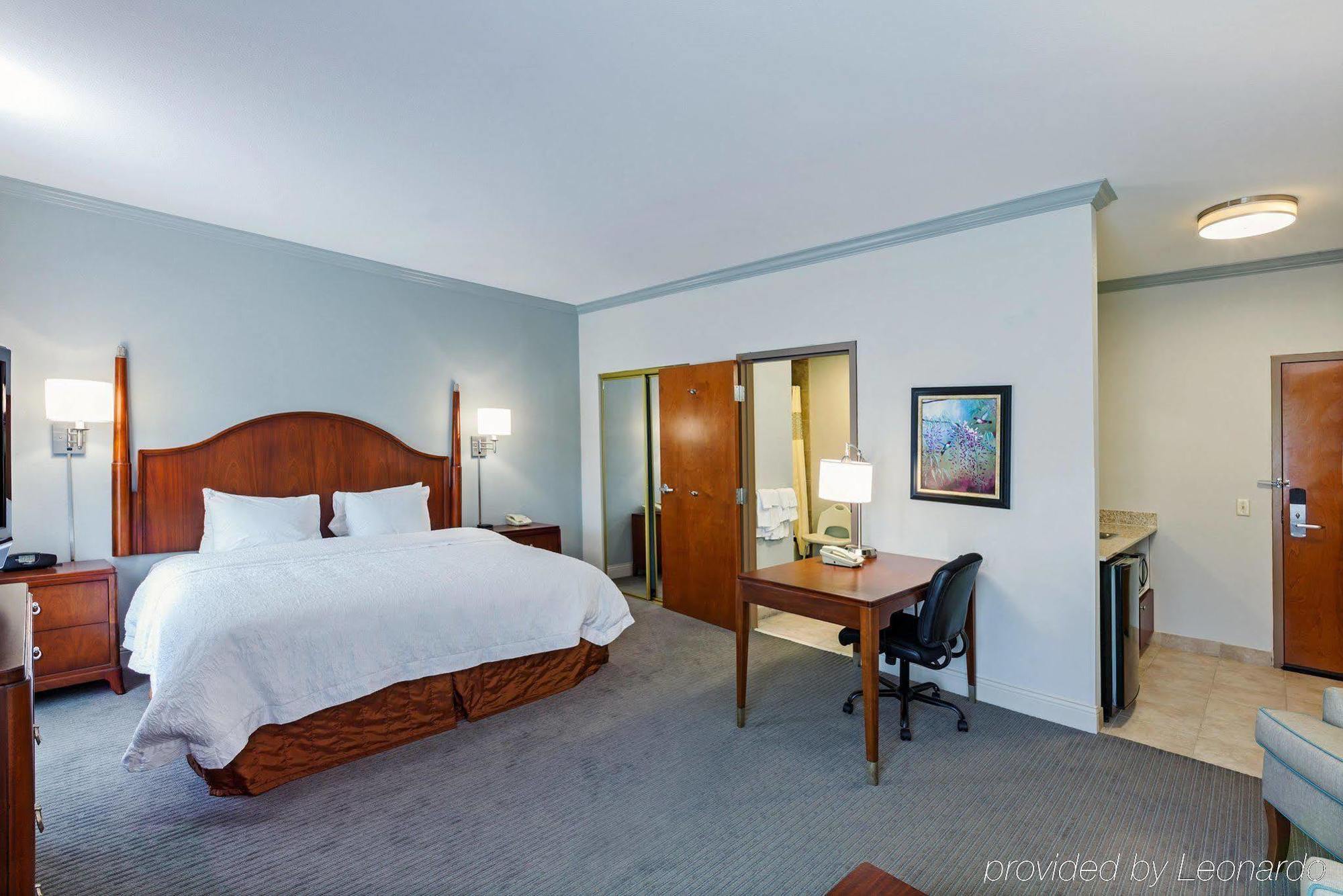 Hampton Inn & Suites Houston-Westchase Екстер'єр фото