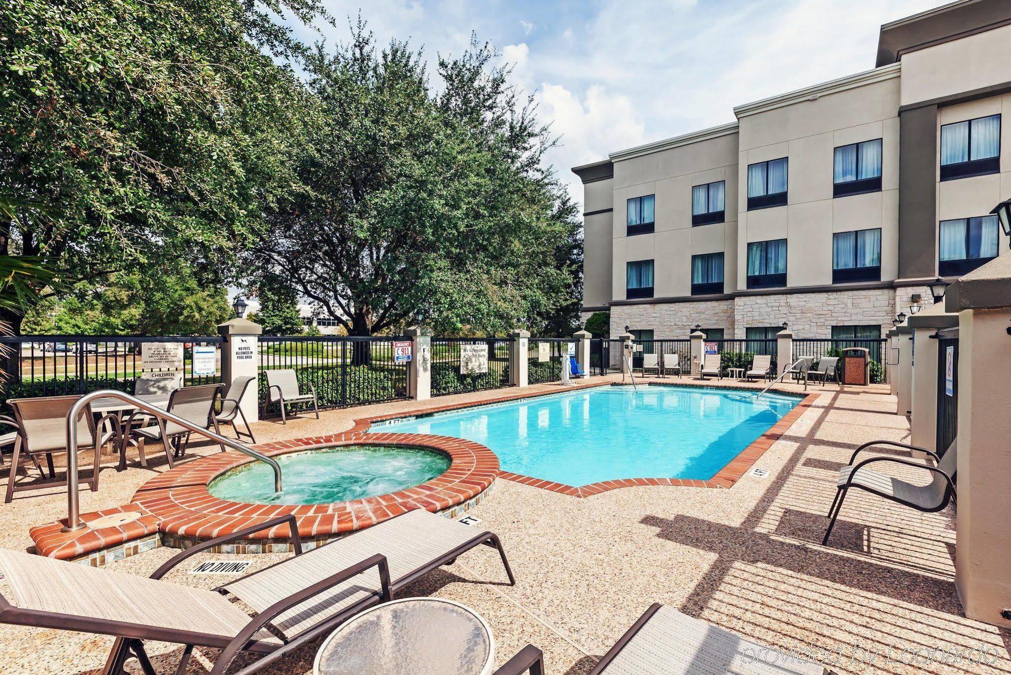 Hampton Inn & Suites Houston-Westchase Екстер'єр фото