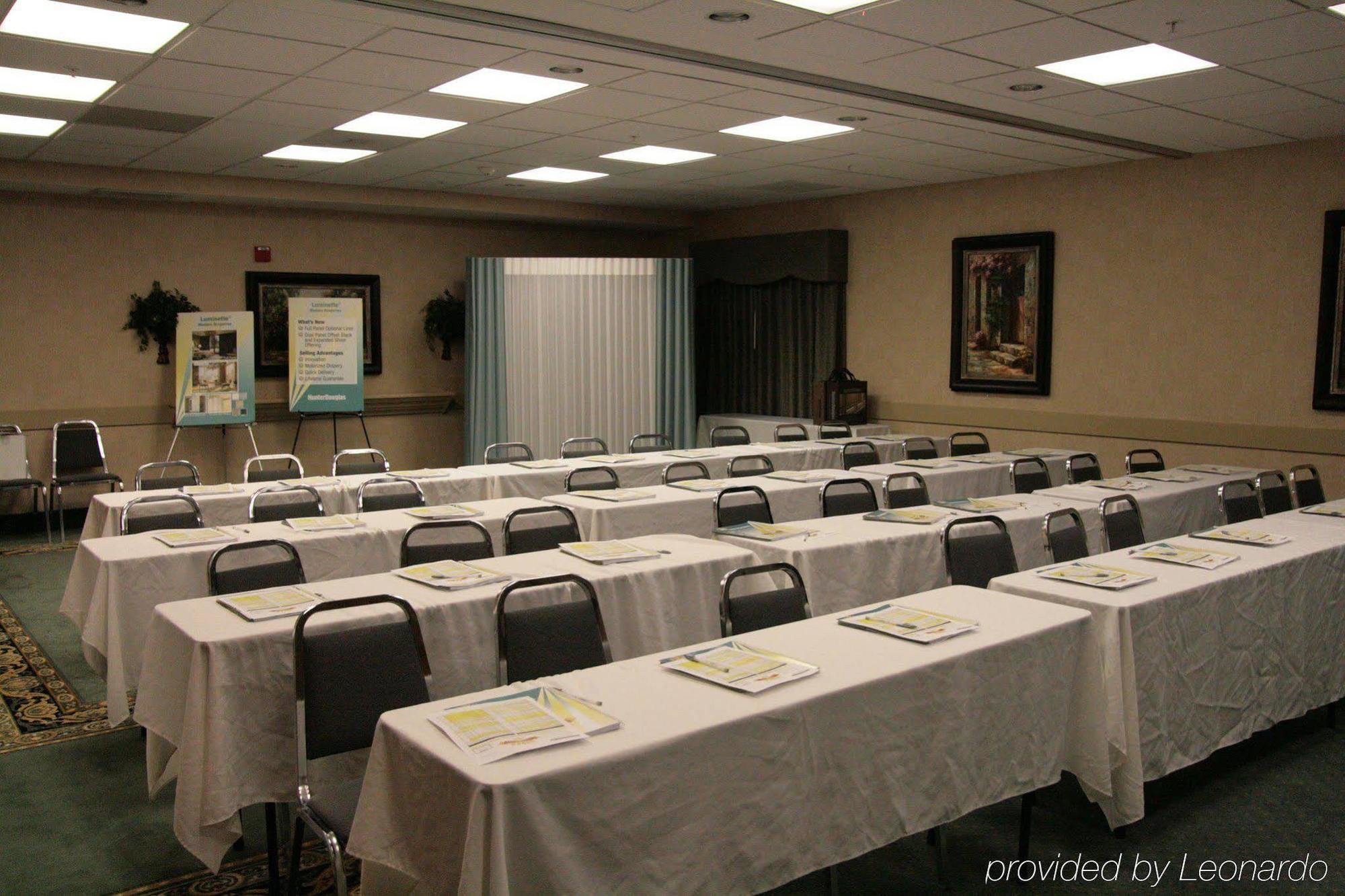 Hampton Inn & Suites Houston-Westchase Зручності фото
