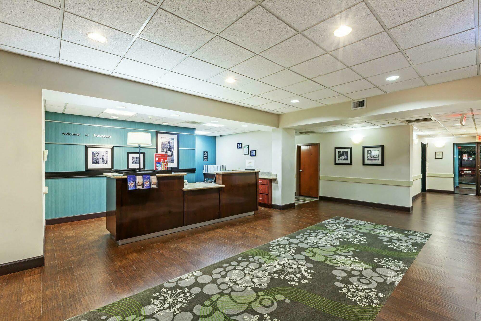 Hampton Inn & Suites Houston-Westchase Екстер'єр фото