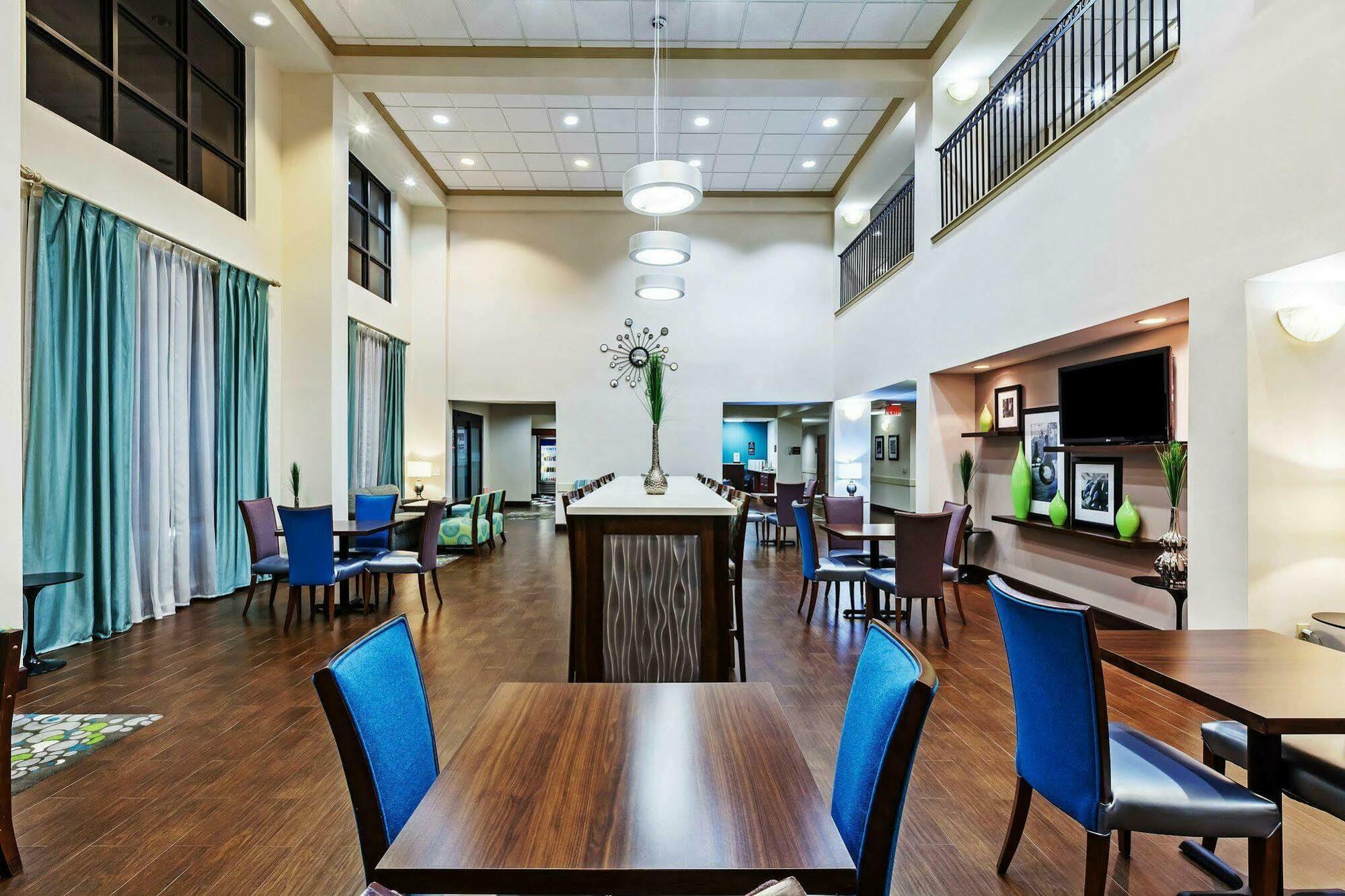 Hampton Inn & Suites Houston-Westchase Екстер'єр фото