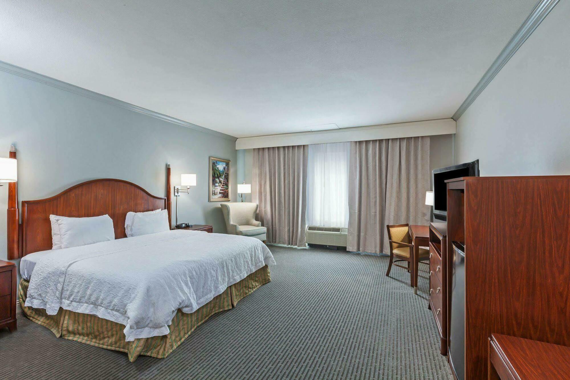 Hampton Inn & Suites Houston-Westchase Екстер'єр фото
